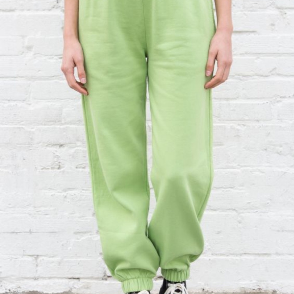 Brandy Melville sweatpants- green